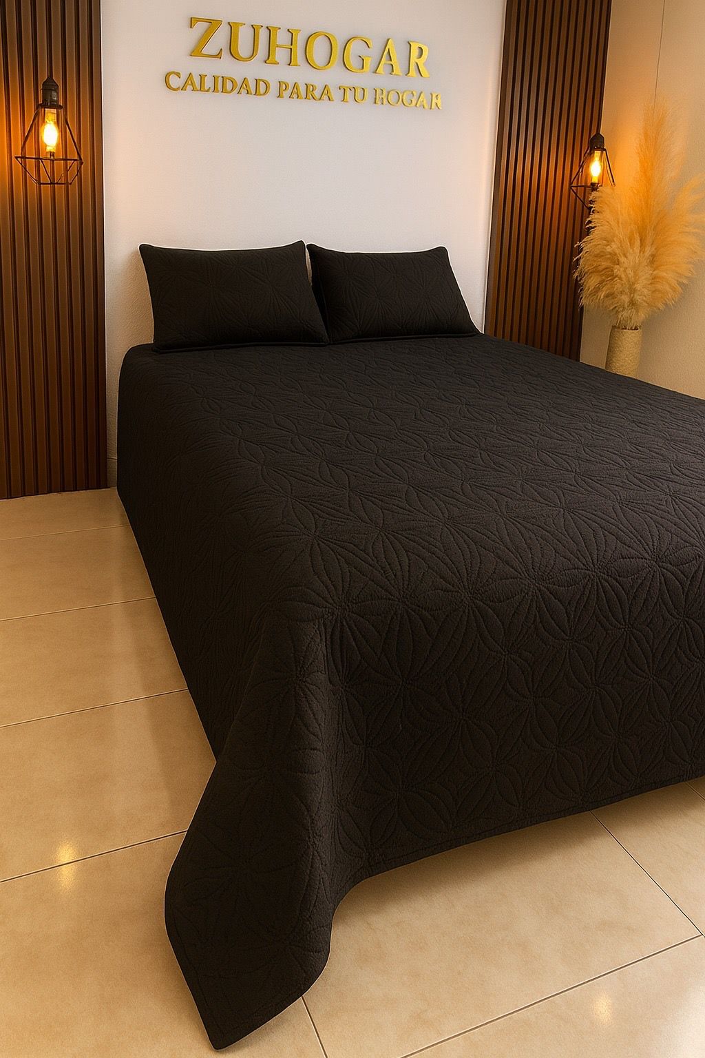 Tendido unifaz color negro con acabado elegante y moderno, perfecto para darle un toque sofisticado y contemporáneo a cualquier espacio.